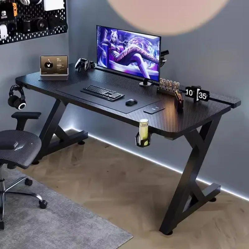 Q minimalista preto mesas de c - Desk Setup Art avaliação e preço