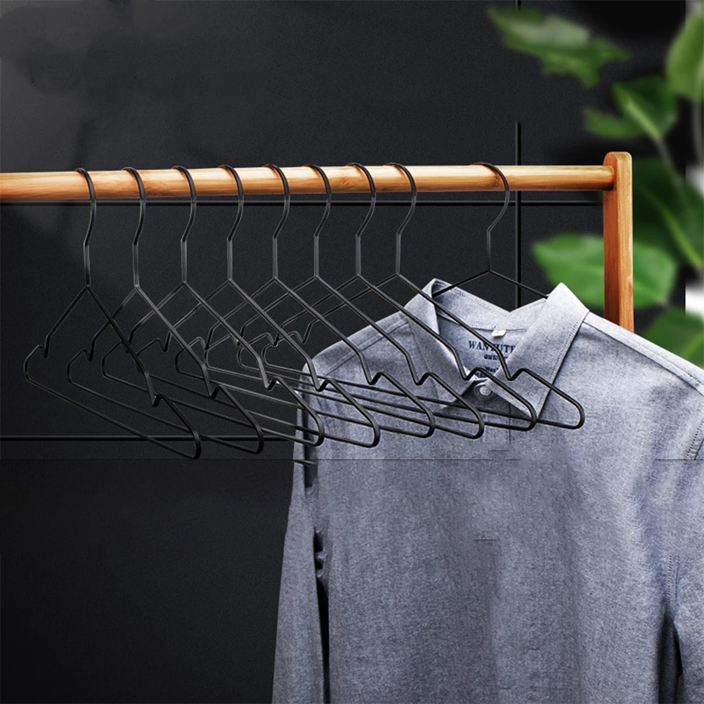 

5Pcs Thickened Anti-Rust Manganese Steel Clothes Hangers Smooth Frosted Surface Slot Design Home Clothes Hanging Racks
