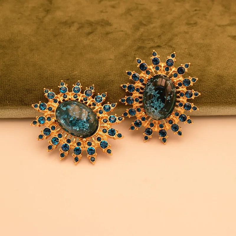 

Vintage Palace Exaggerated Blue Hollow Natural Stone Women's Earrings