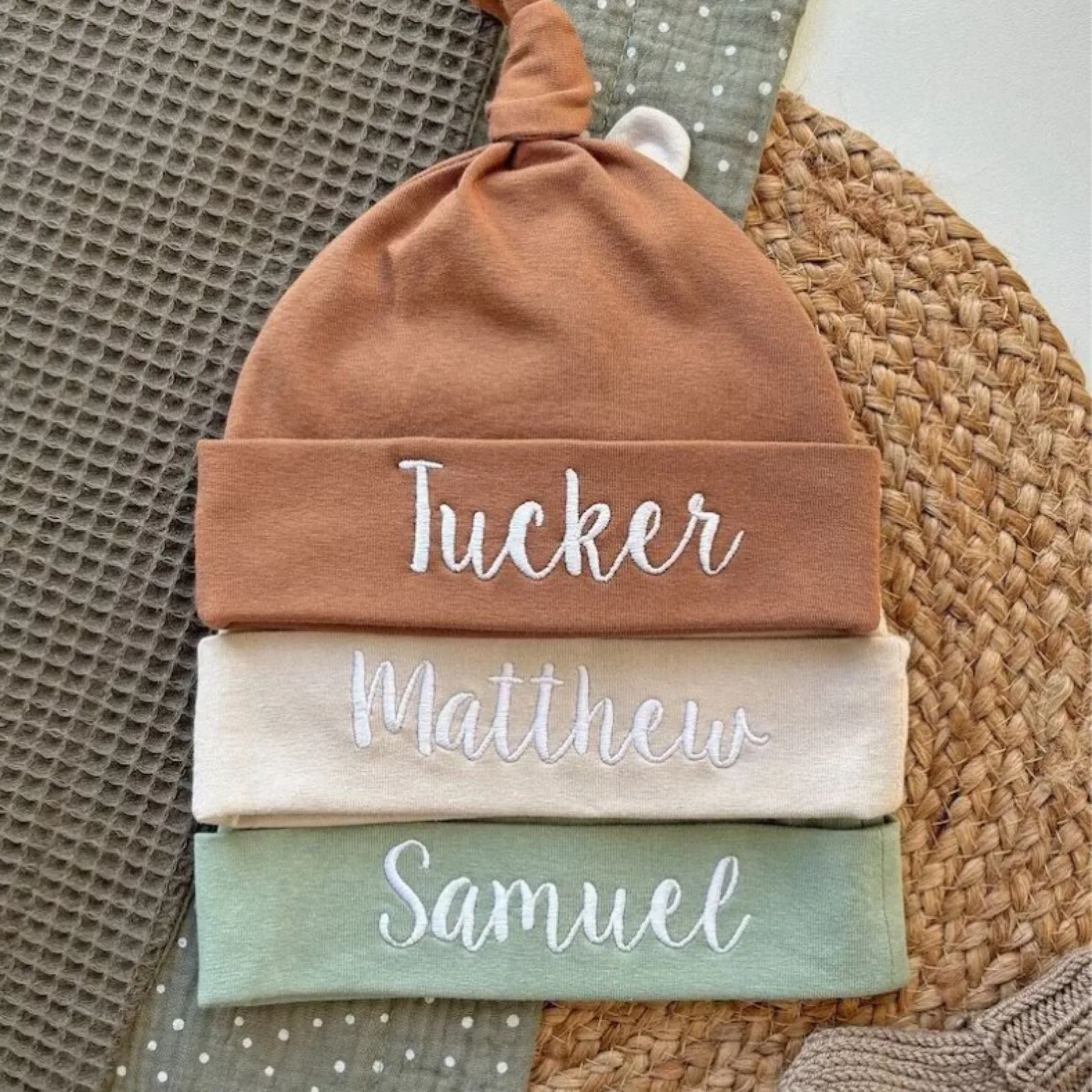 

Personalized Embroidery-Knot Style Cotton Baby Windproof Hat -Hundreds of Single-layer Newborn Baby Fetal Hat-Outdoor play