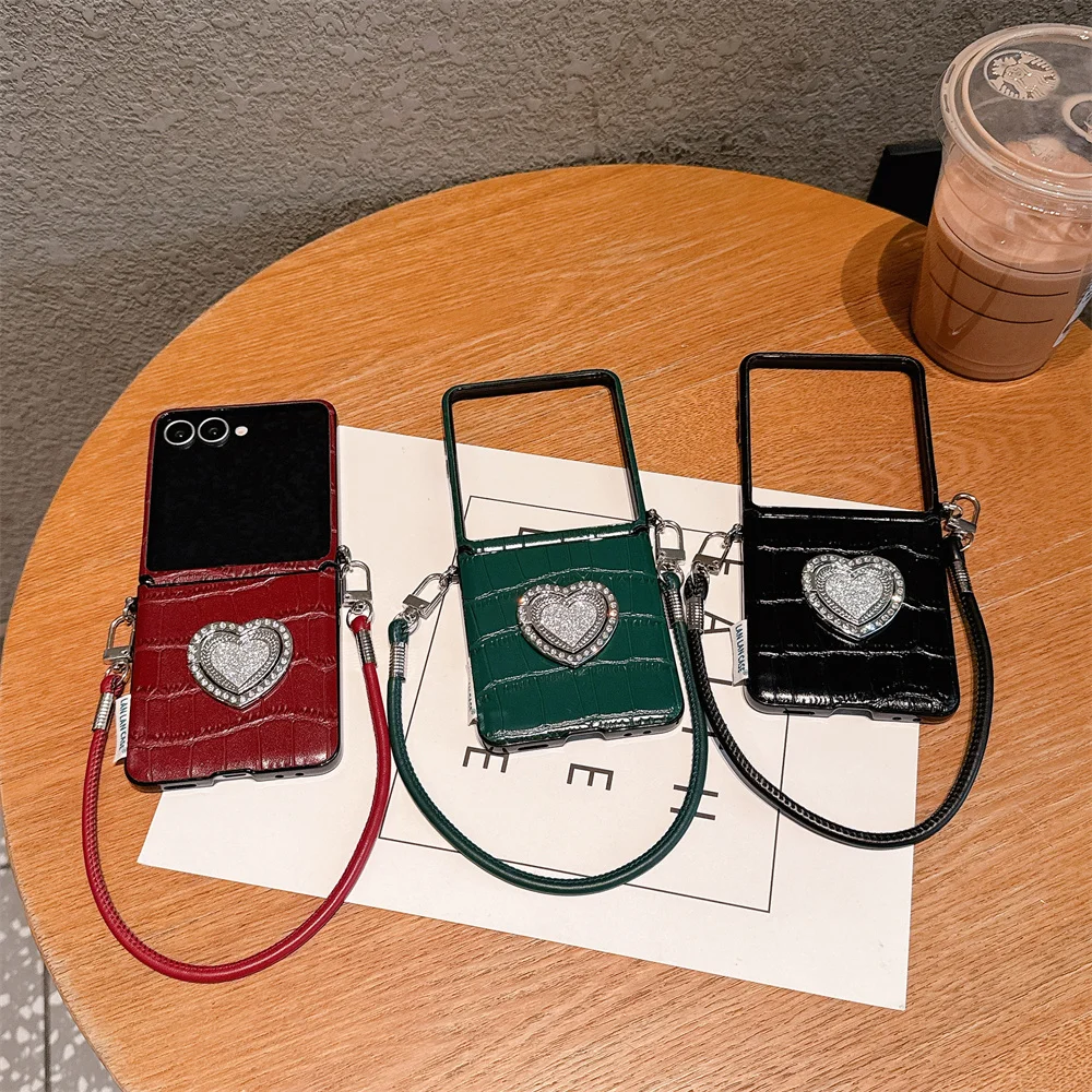Luxury Sparkling Shiny Rhinestone Heart Ring Stand Crocodile Pattern Phone Case for SamSung Galaxy Z Flip 7 6 5 Hand Strap Cover