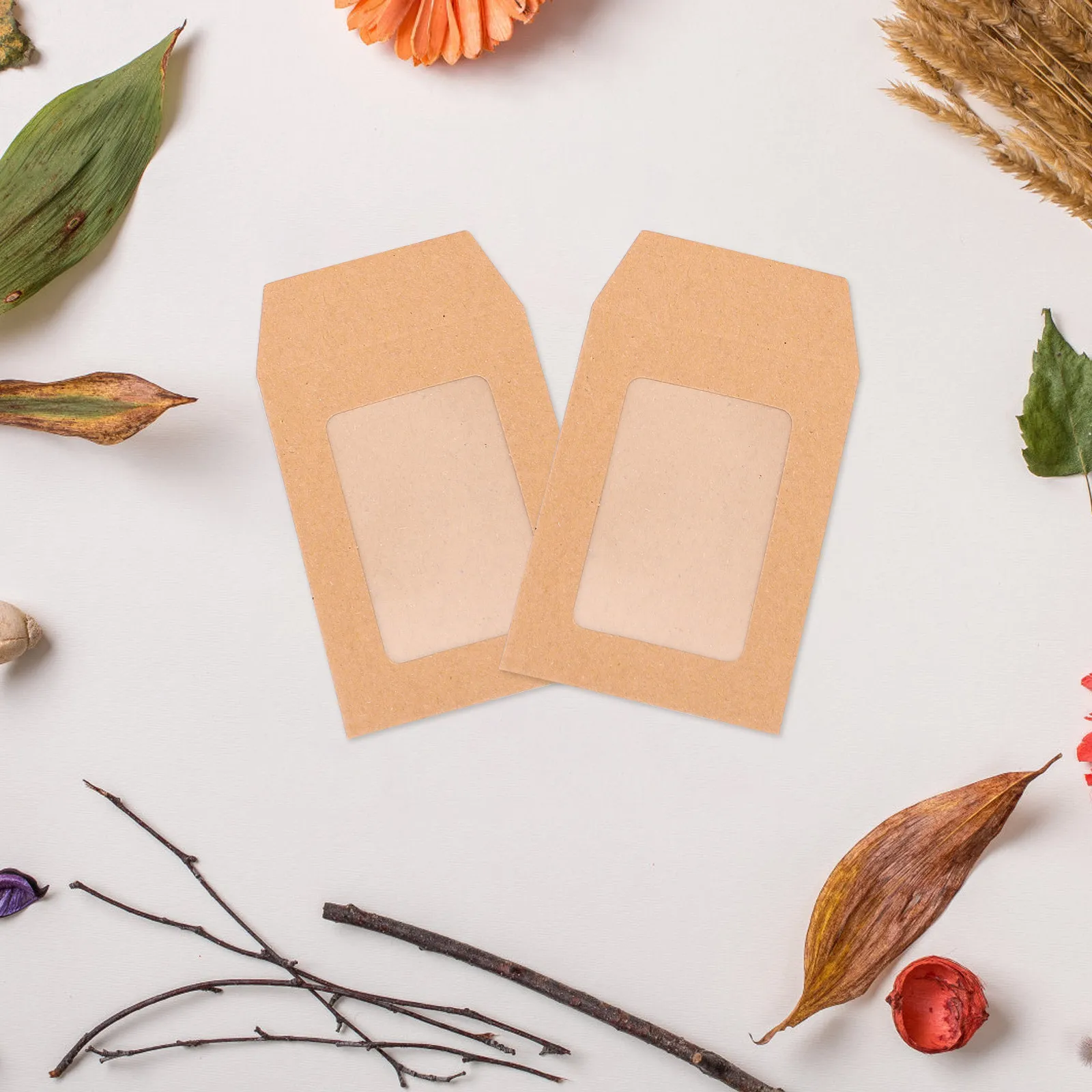 

25 шт. пустых конвертов из крафт-бумаги для подарочных карт, свадебных карточек рассадки, визиток, благодарственных открыток, фотографий и поздравительных записок