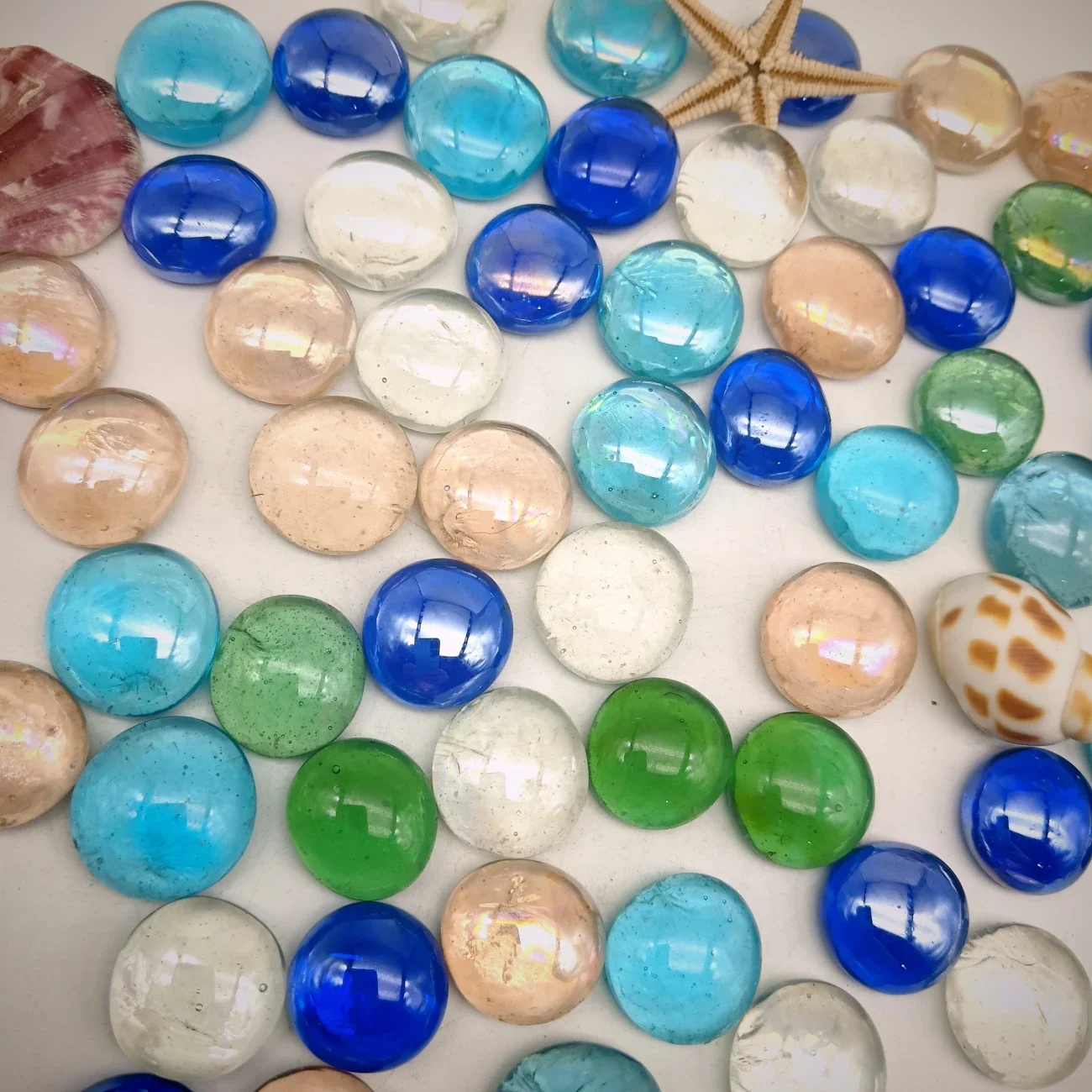 Kleurrijke kleine stenen gemen - Aquarium Fish Small recensie en prijs