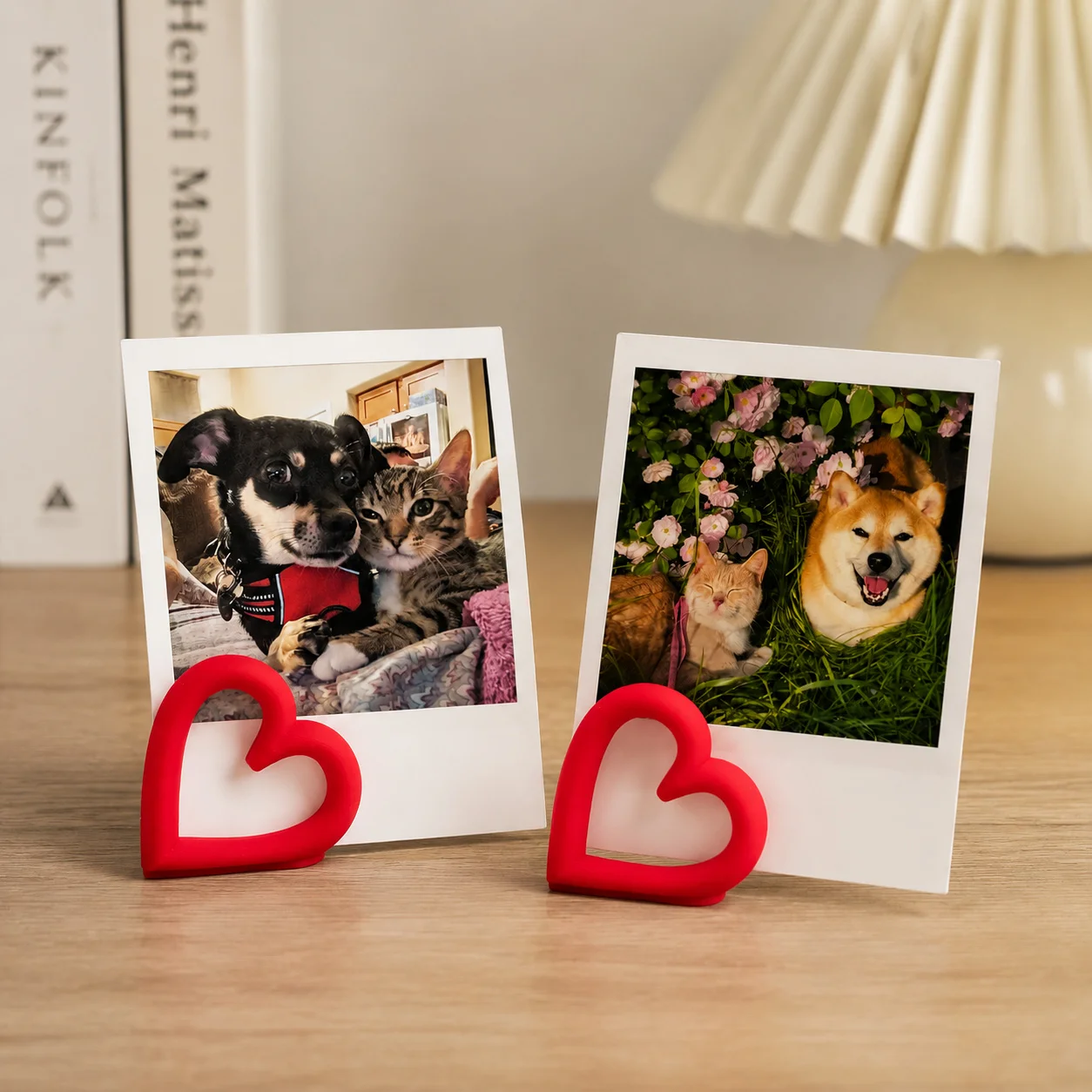 2pcs Heart-Shaped Photo Stands-for Organizing And Displaying Polaroid And Standard Photos, Adding Romance to Your Home And Desk