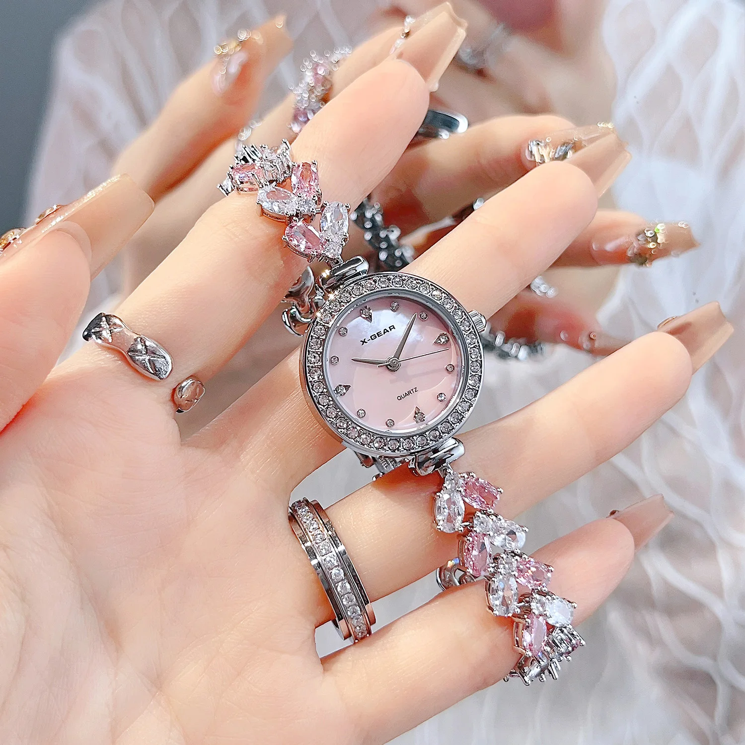 

Women's Quartz Watch Light Luxury Party Small Dial Stainless Steel Waterproof Wristwatch Gift