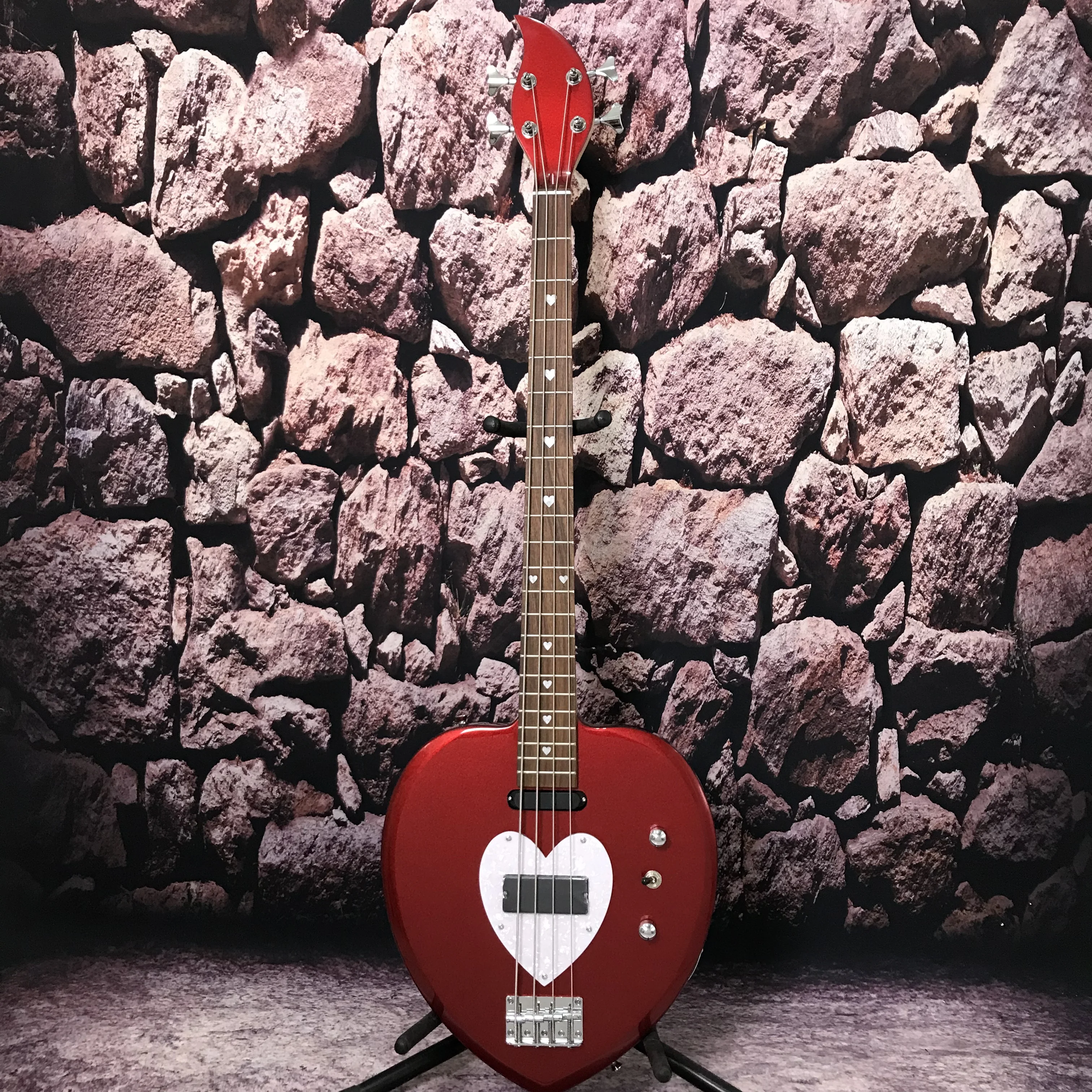 Factory custom Electric bass guitar metal red color 4 string heart-shaped in stock