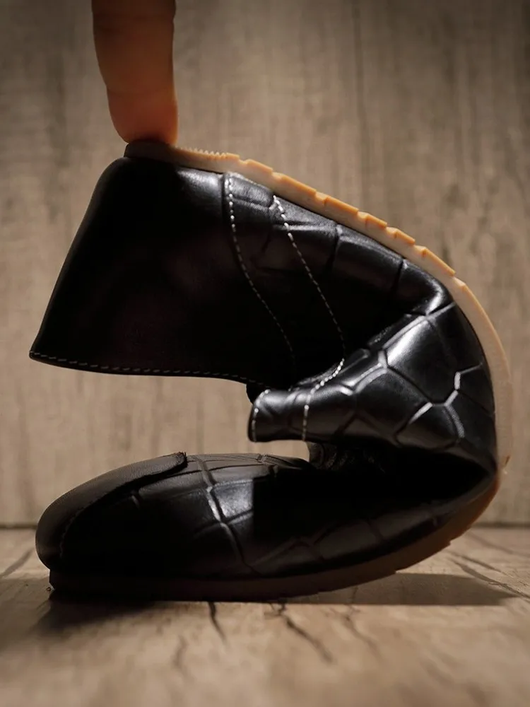 Retro Male Genuine Leather Hard Wearing Casual Shoes Solid Color Cowhide Cross Tied Platform Footwear