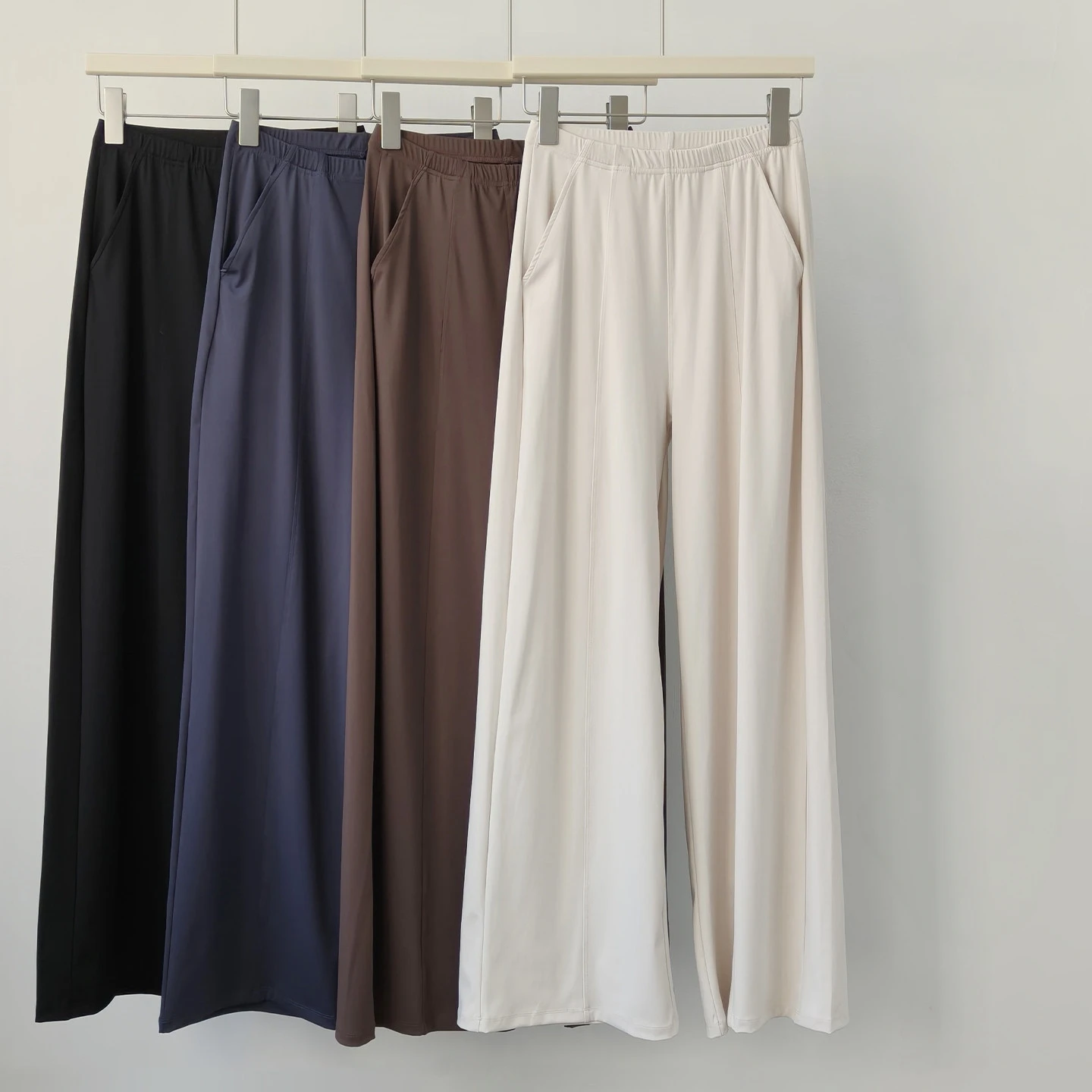 Gerade geschnittene, lässige Yoga-Hosen für Damen, Leggings, figurbetont, schnelltrocknend, weit geschnitten, für Laufen, Pilates, Fitness, lockere Sport-Hosen. – Detail 2