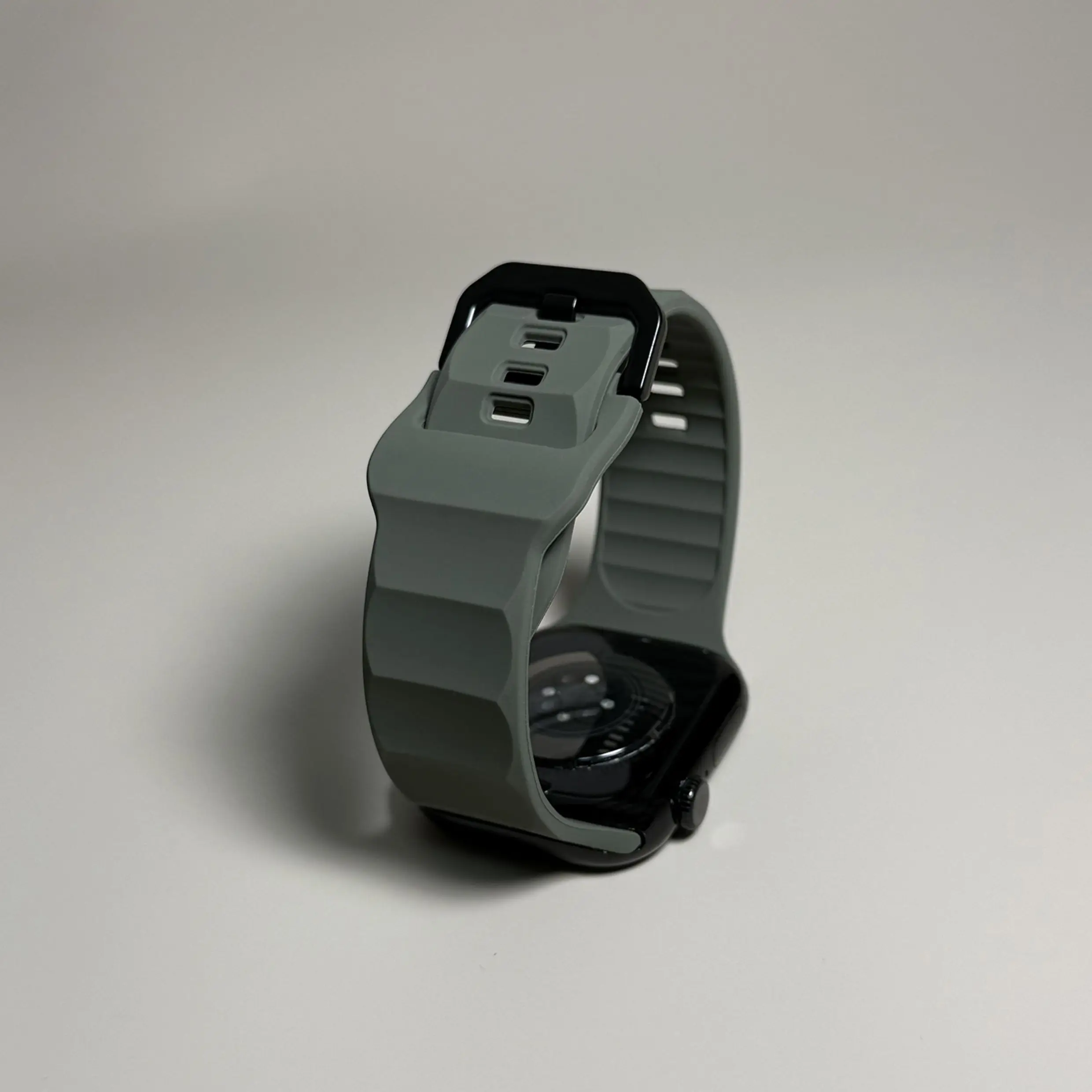 Silikon-Sportarmband für Apple Watch Ultra 3 49 mm 46 mm 45 mm 44 mm 42 mm 41 mm 40 mm 38 mm Bänder für iWatch Serie 11 10 9 8 7 6 SE 3 – Detail 13
