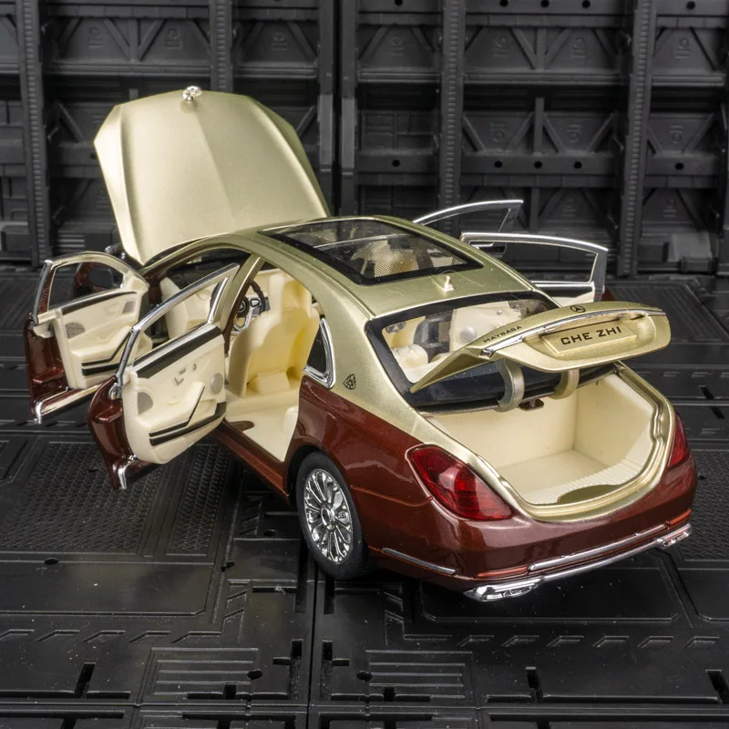 1:24 modelo de sedan de liga Mercedes Maybach S600, coleção de acessórios de carro, portas e capô do motor, porta-malas pode ser aberto