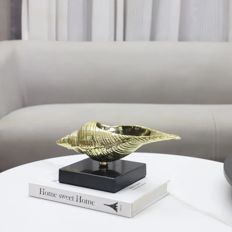 Metal Sculpture Simulated Conch Golden Snail Abstract Handicraft Sculptures Figurines Home Decoration Accessories