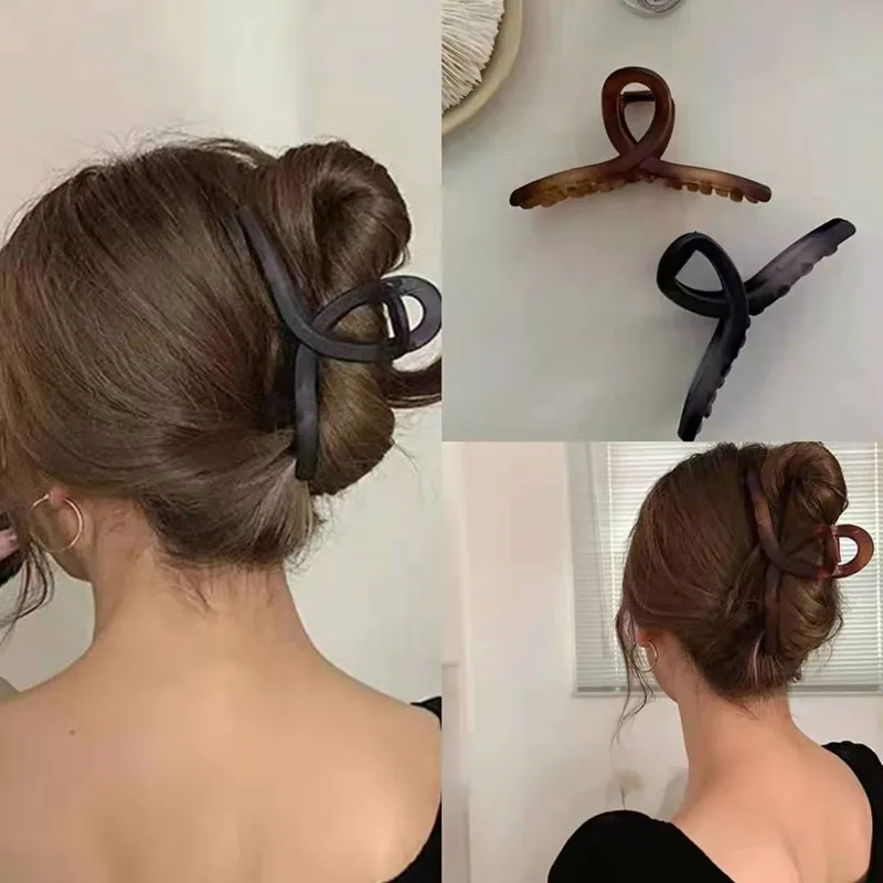 

Big Size Korean Hair Clip Women Simple Elagant Shark Clip Ins Korean Style Morandi Color Hairpin Plate Hair Bath Hair Style Clip