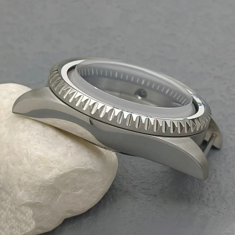 Mod 42 مللي متر SKX007 ساعة حافظة قبة الياقوت والزجاج والكريستال يناسب NH35 NH36 4R35 7S26 حركة 28.5 الطلب الرجال الغوص ساعة الحالات