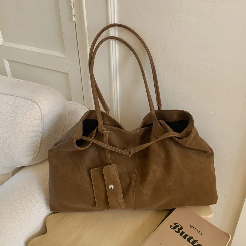 

Korean Fashion Retro Shoulder Bag Luxury Designer Suede Underarm Bag Winter New Large Capacity Versatile Tote Bag With Card Bag