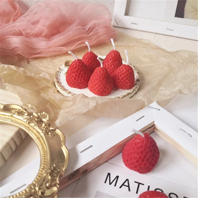 Strawberry Scented Candles Mini Scented Aromatherapy Wax Candle Portable Travel Decorative Candles for Home, Birthday, Party