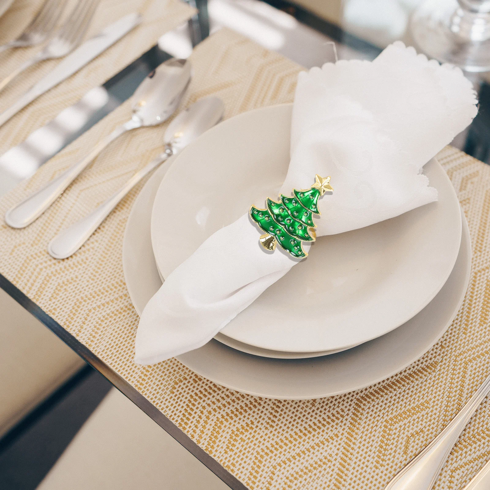 

6pcs Christmas Tree Napkin Ring Iron Metal Napkin Buckle For Xmas Party Table Decor Dining Home Wedding Holiday Supplies