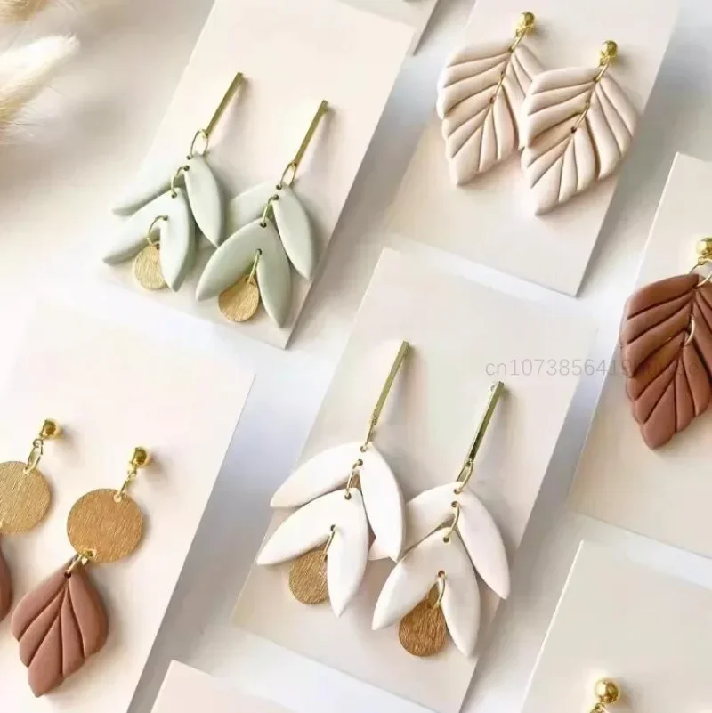 2PCS Creative Leaf Earring Polymer Clay Molds Plant Leaves Design Soft Pottery Cutting Jewelry Pendant DIY Modeling Cutter Tools
