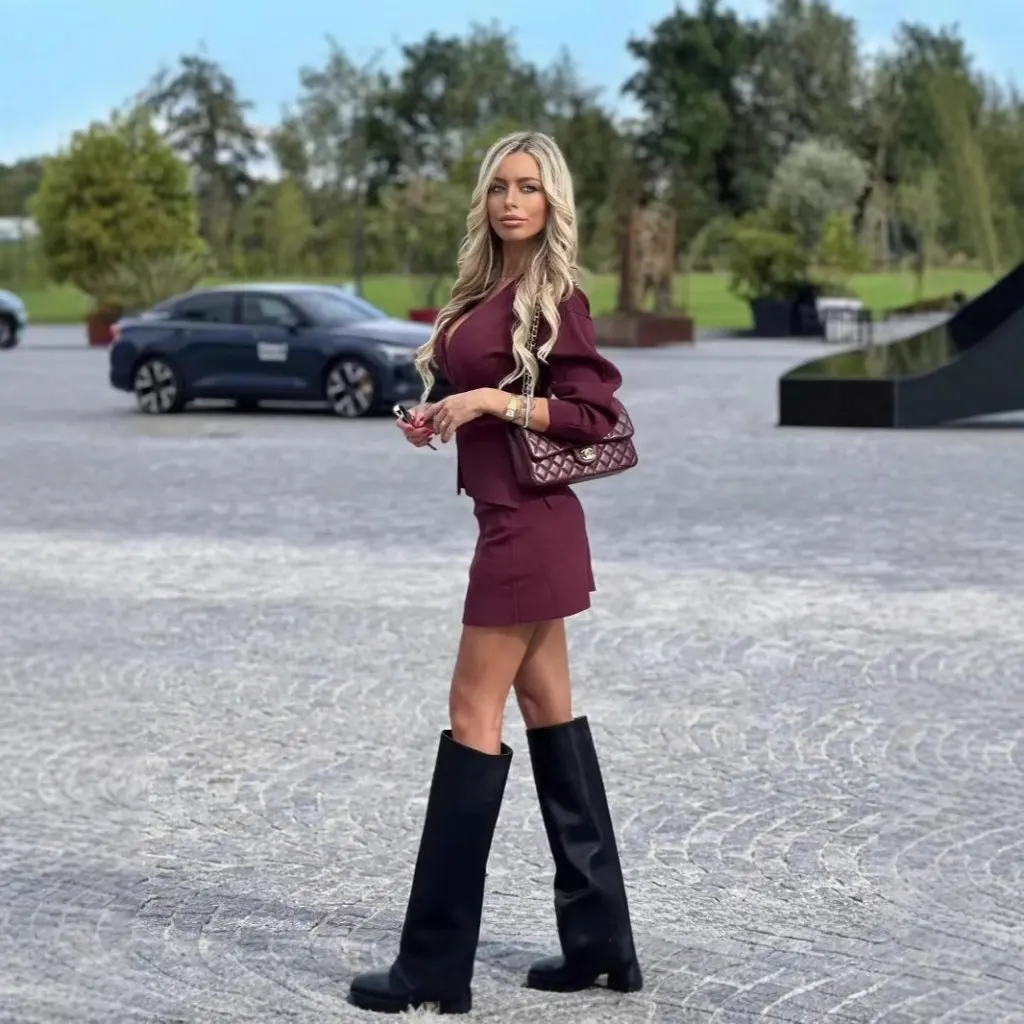 

Европейский и американский женский облегающий вязаный свитер, комплект с высокой талией, мини-юбка, набедренная юбка, одношаговый ансамбль