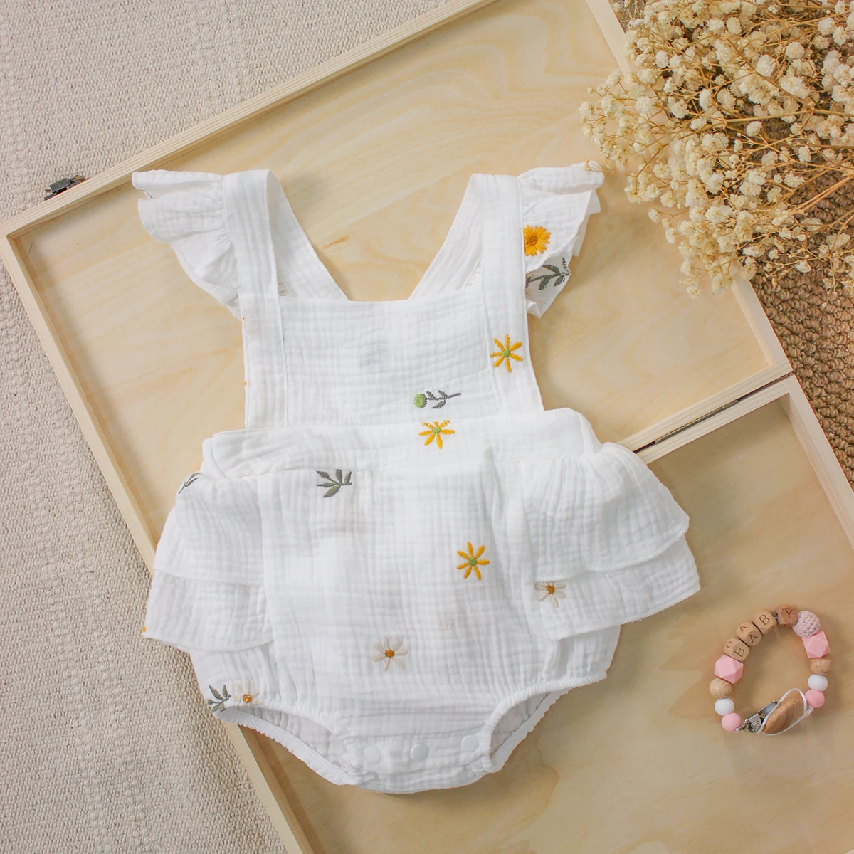 Summer Baby Girl Jumpsuit Floral Embroidery Sleeveless Ruffled Romper Outfit Summer Sweet Style Clothing 0-18M