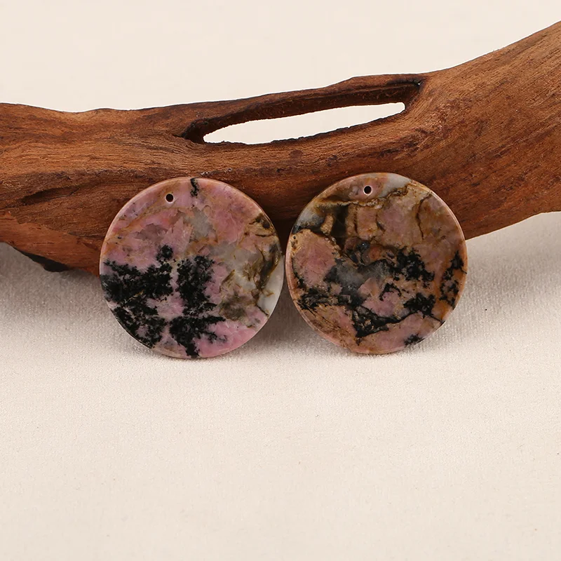 

Натуральные круглые бусины из родонита для изготовления ювелирных изделий, бусины из натуральных камней ручной работы 30*2 мм, 11,1 г.