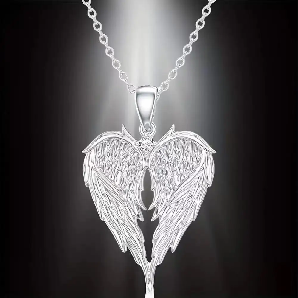 High Quality Aesthetic New Design, Silver Micro Inlaid Zircon Angel Wing Heart-Shaped Women's Pendant Necklace, Exquisite And El