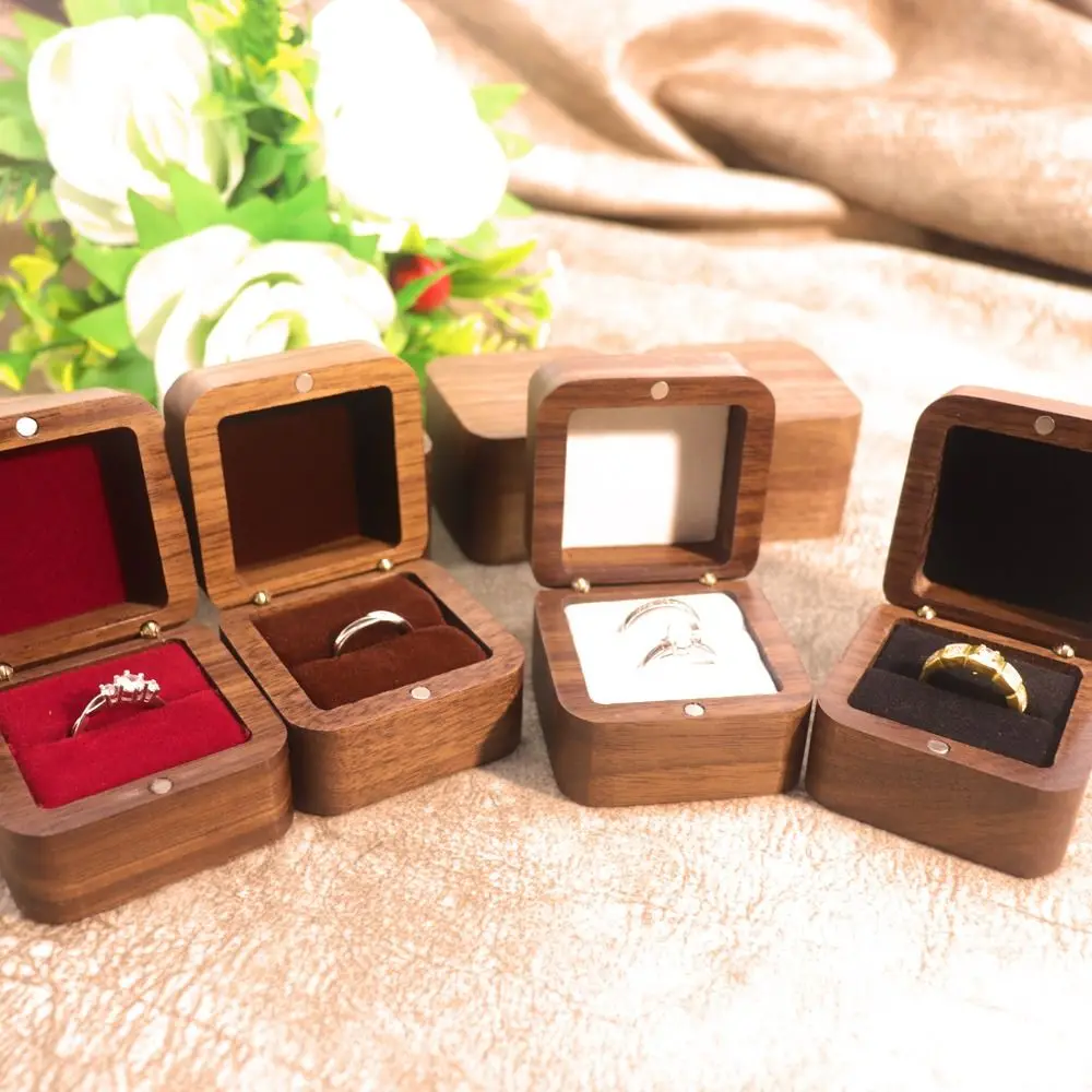 Simple 1/2 Slots Spade Wood Rings Holder Luxury Wedding Rings Display Case Square Proposal Rings Bearer Box Propose