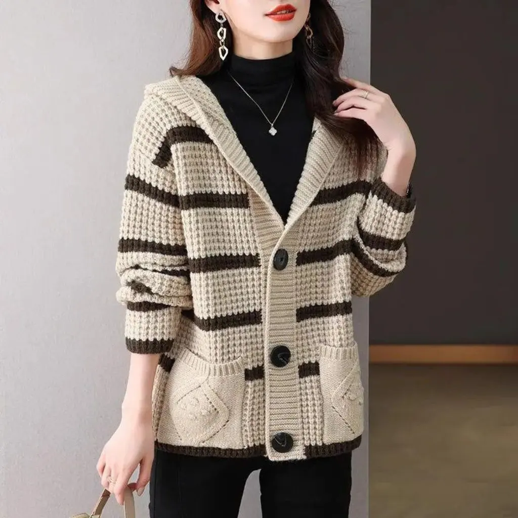

Women's Japanese Fashion Striped Hooded Sweater Cardigan Loose Knitted Spring Autumn Top Outerwear