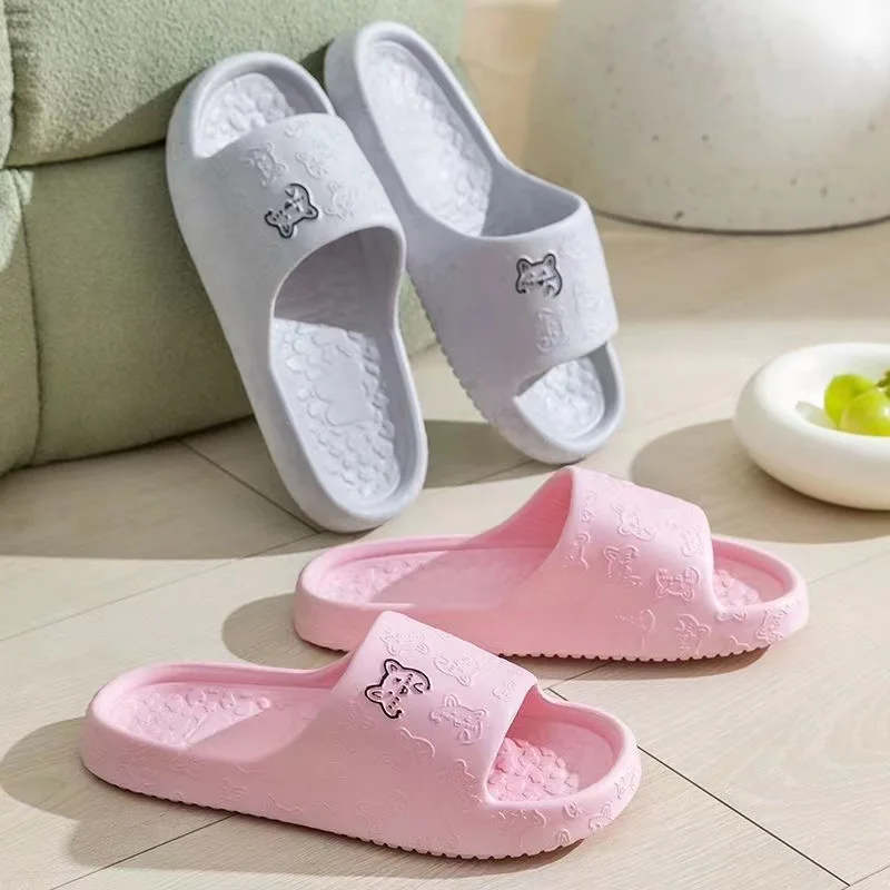 Slippers for women to wear outside in summer, EVA bath slippers for couples in the bathroom, thick-soled home shoes for summer,