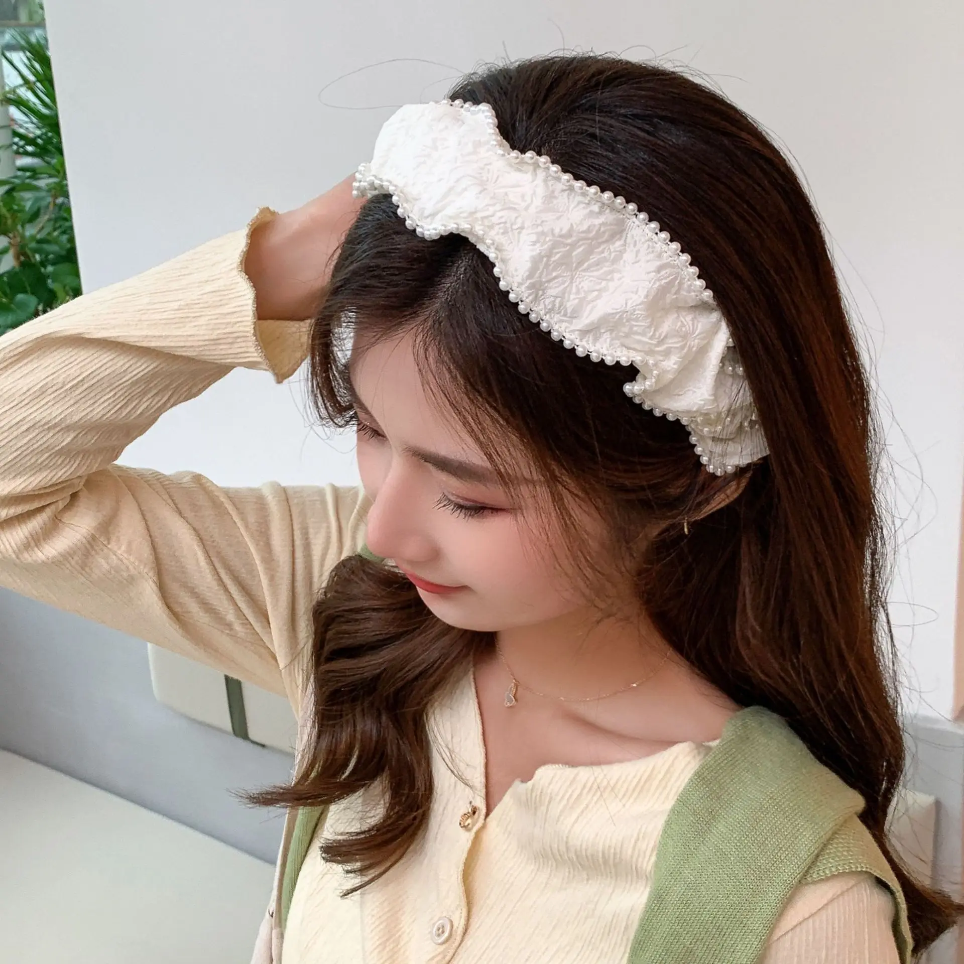 Elegant Pearl Headbands for Women Simple Solid Color Hair Bands French Style Handmade Pearl Hairbands Girls Hair Accessories