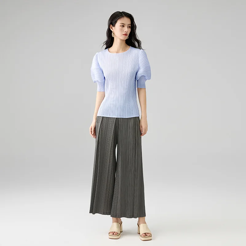 GGHK 2025 تي شيرت نسائي صيفي جديد بلون سادة ورقبة دائرية وأكمام فقاعية فضفاضة كبيرة الحجم تصميم ملابس علوية كلاسيكية للسيدات #5