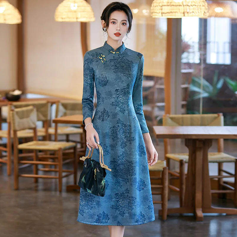 Yourqipao Autumn Blue Long-Sleeved Modified Cheongsam Retro Elegant Banquet Qipao Mother Chinese Style Evening Dress for Women