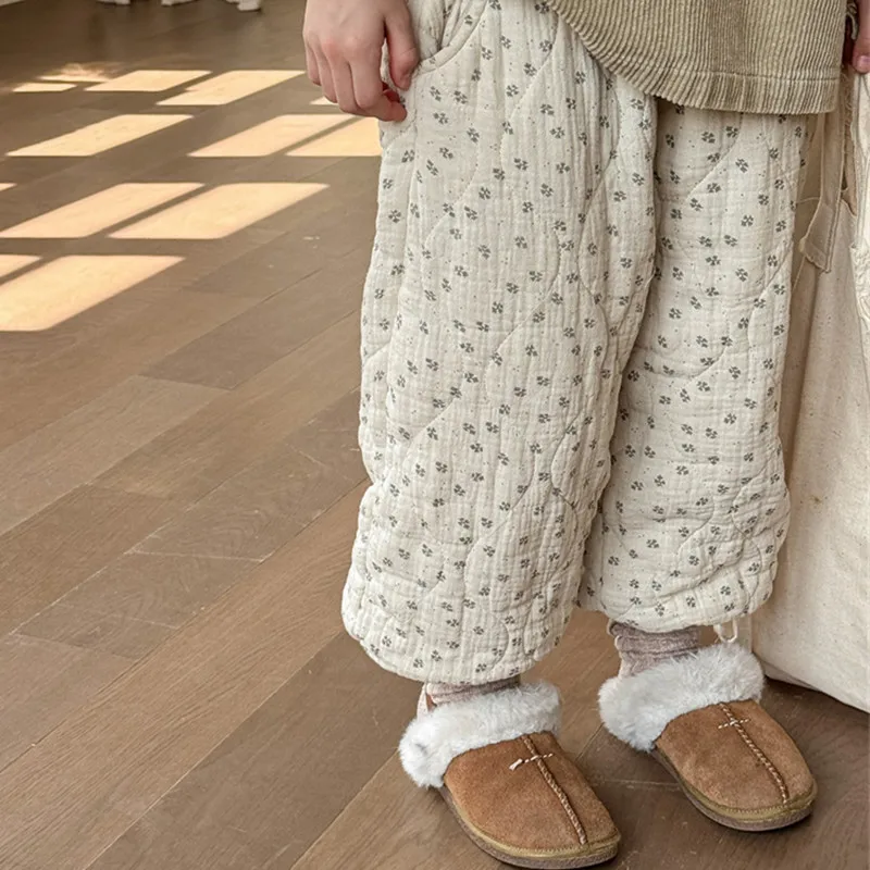 LILIGIRL 2025 جديد الشتاء طفل الفتيات السراويل المطبوعة رشاقته الدافئة المحشوة بالقطن الكورية نمط الأطفال بناطيل كاجوال