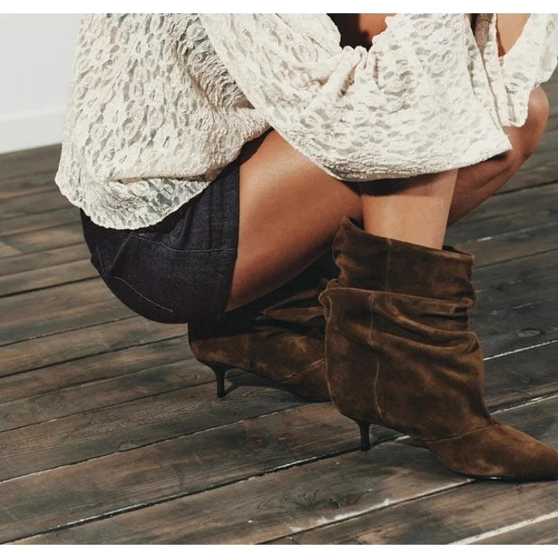 Suede Winter Women High Boots Pointed-Toe Pleated Short Boots Female Brown Retro Elegant Designer Ankle Boots Bottes Femmes