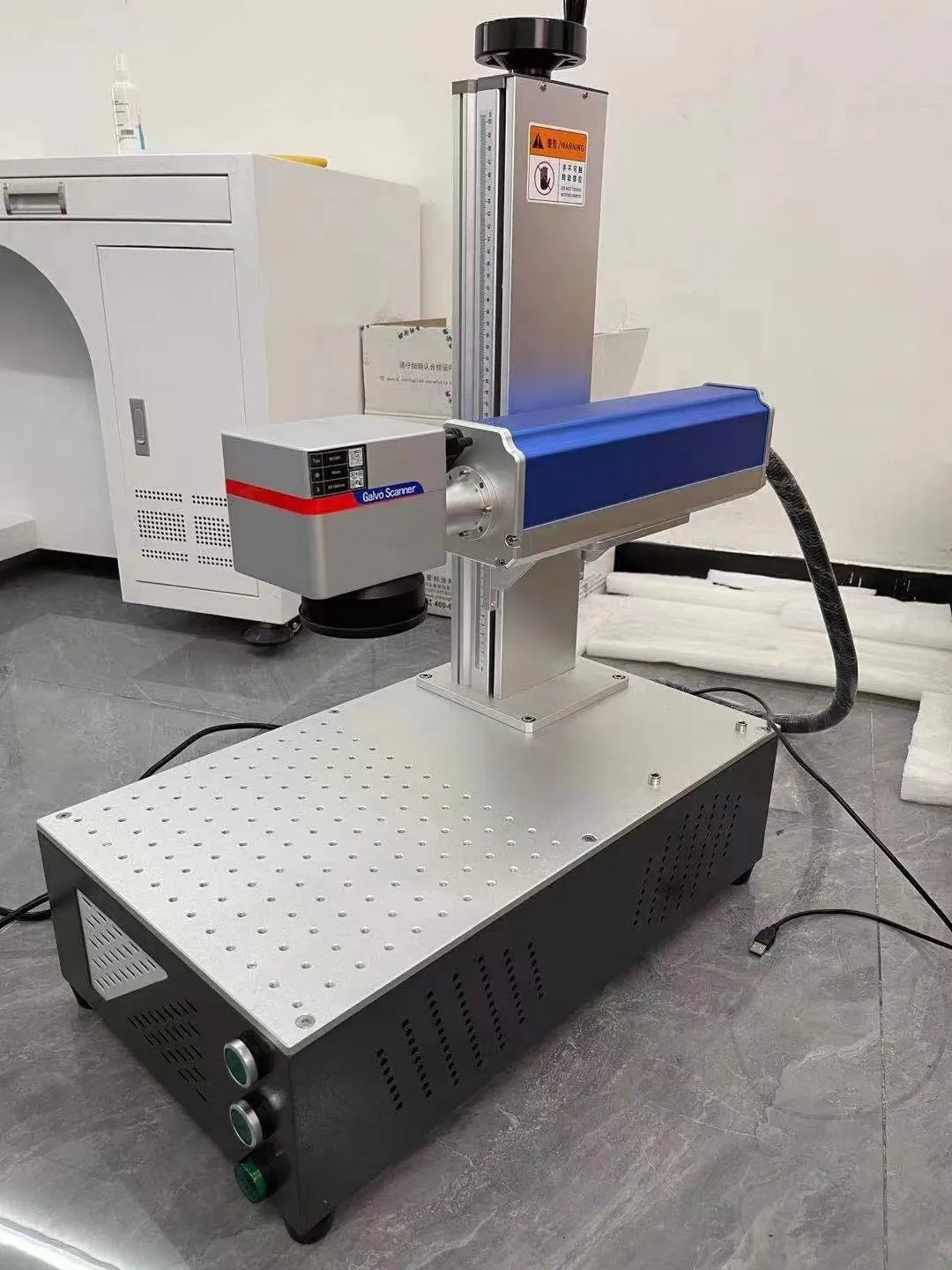 

Small Business Fiber Marking And Engraving Machine With PLT Graphic Format Support