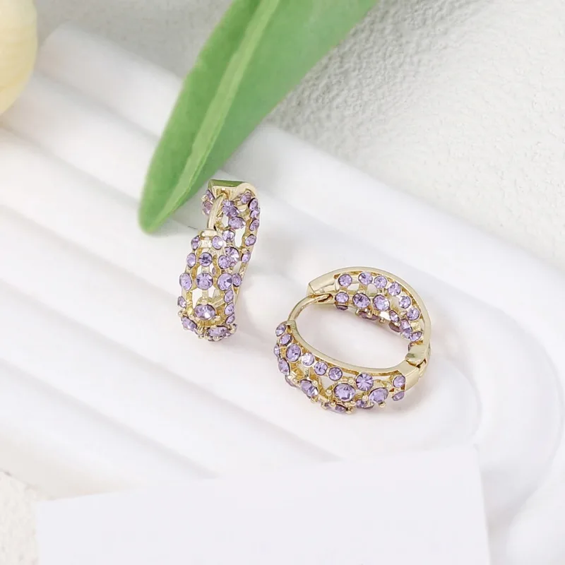 

Корейская версия Ziqi Donglai, изысканные легкие и роскошные серьги-кольца с инкрустацией цирконом, простые и универсальные для вечеринок