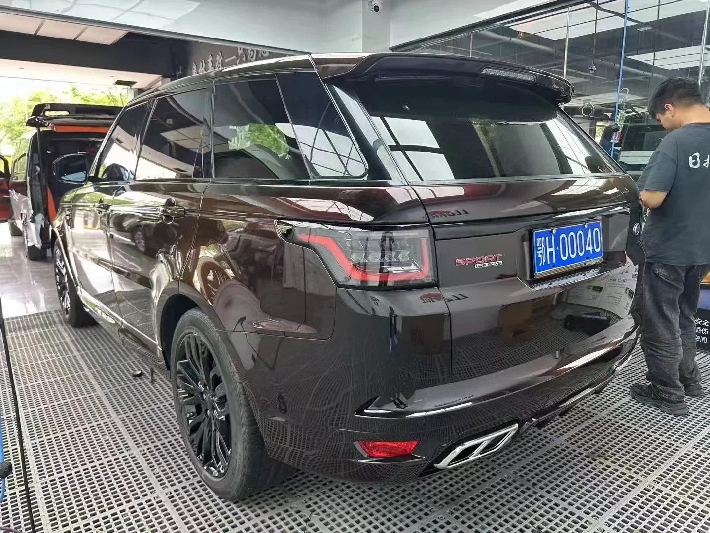 2025/مجموعة الجسم القديمة إلى الجديدة مناسبة لسيارة رينج روفر سبورت القديمة لمجموعة جديدة 2013 إلى 2022 SVR الجديدة