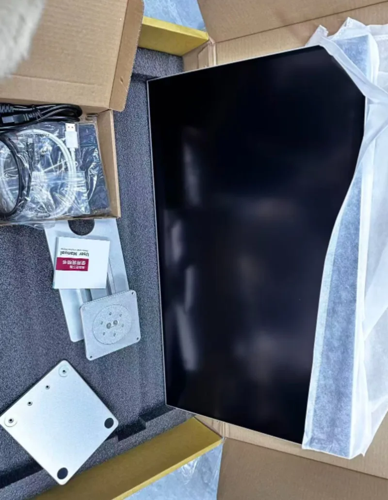 Suitable for 32-inch LED display 4K 3840 * 2160 HDR10 function 60Hz USB-C 100W HDR10