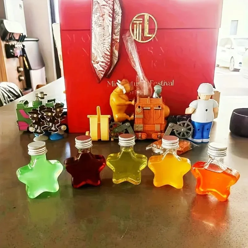 new arrival 50ml star-shaped plastic water bottle with hanging loops leakproof festive drinkware picnic essentials gift bottle