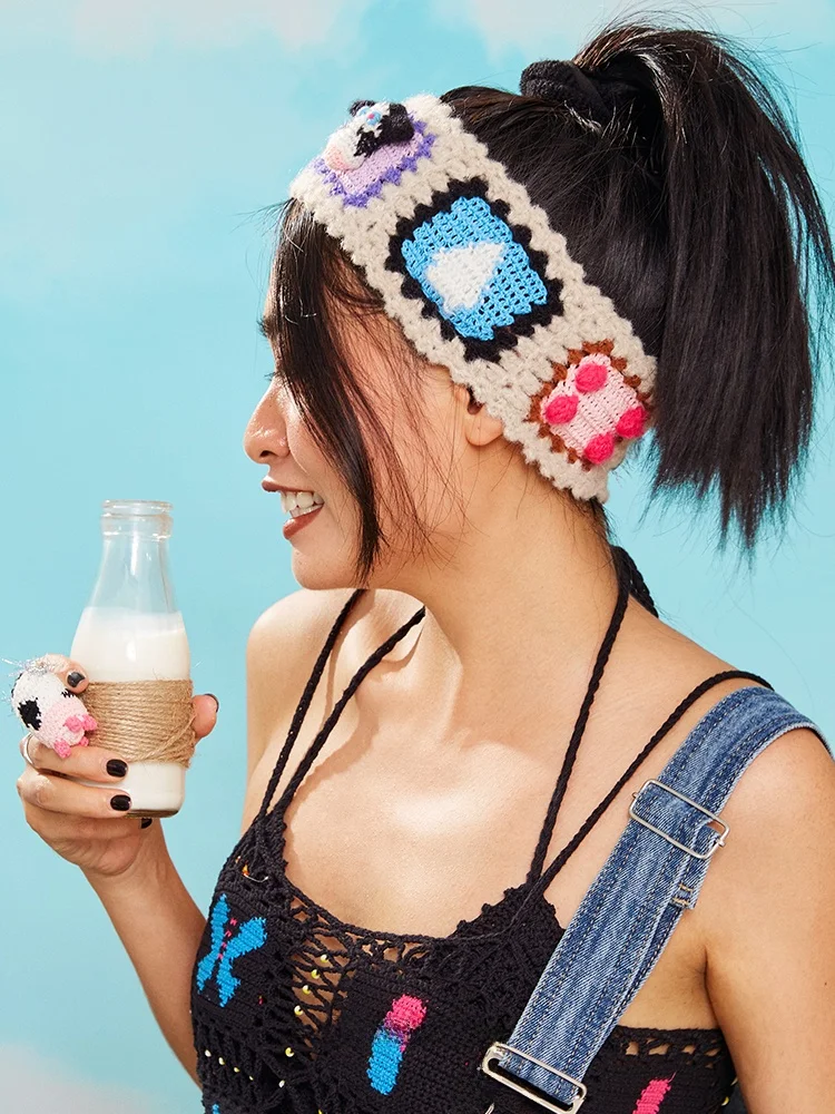 hand-crocheted-yellow-banana-knit-hairband-casual-face-wash-accessory-for-women-autumn-winter-wide-woolen-hairband