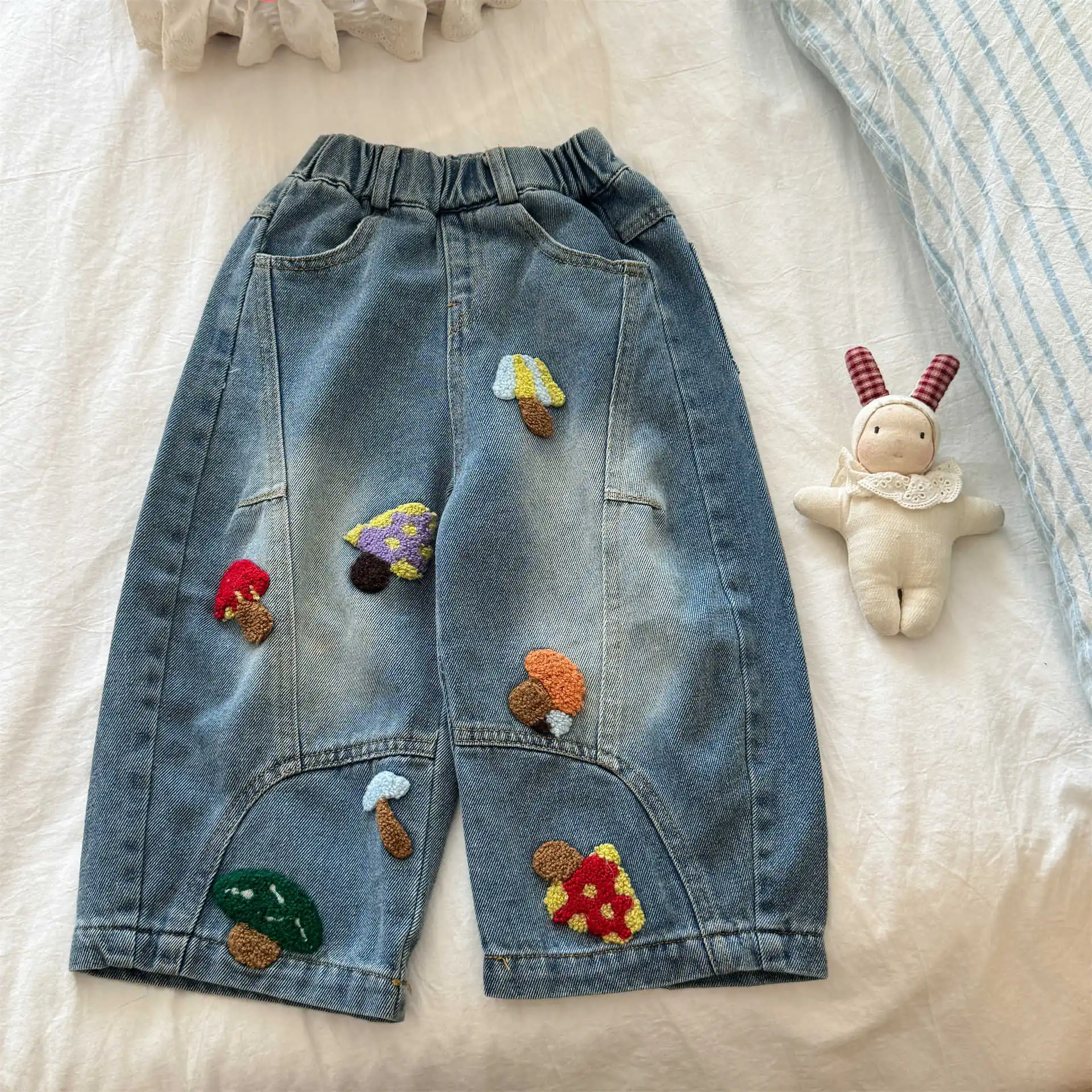 2026 Autumn Kids Wide Leg Pants 1-7Y Cute Cartoon Embroidery Loose Jeans Children Elastic Waist Denim Trousers Boys Girls Cloth