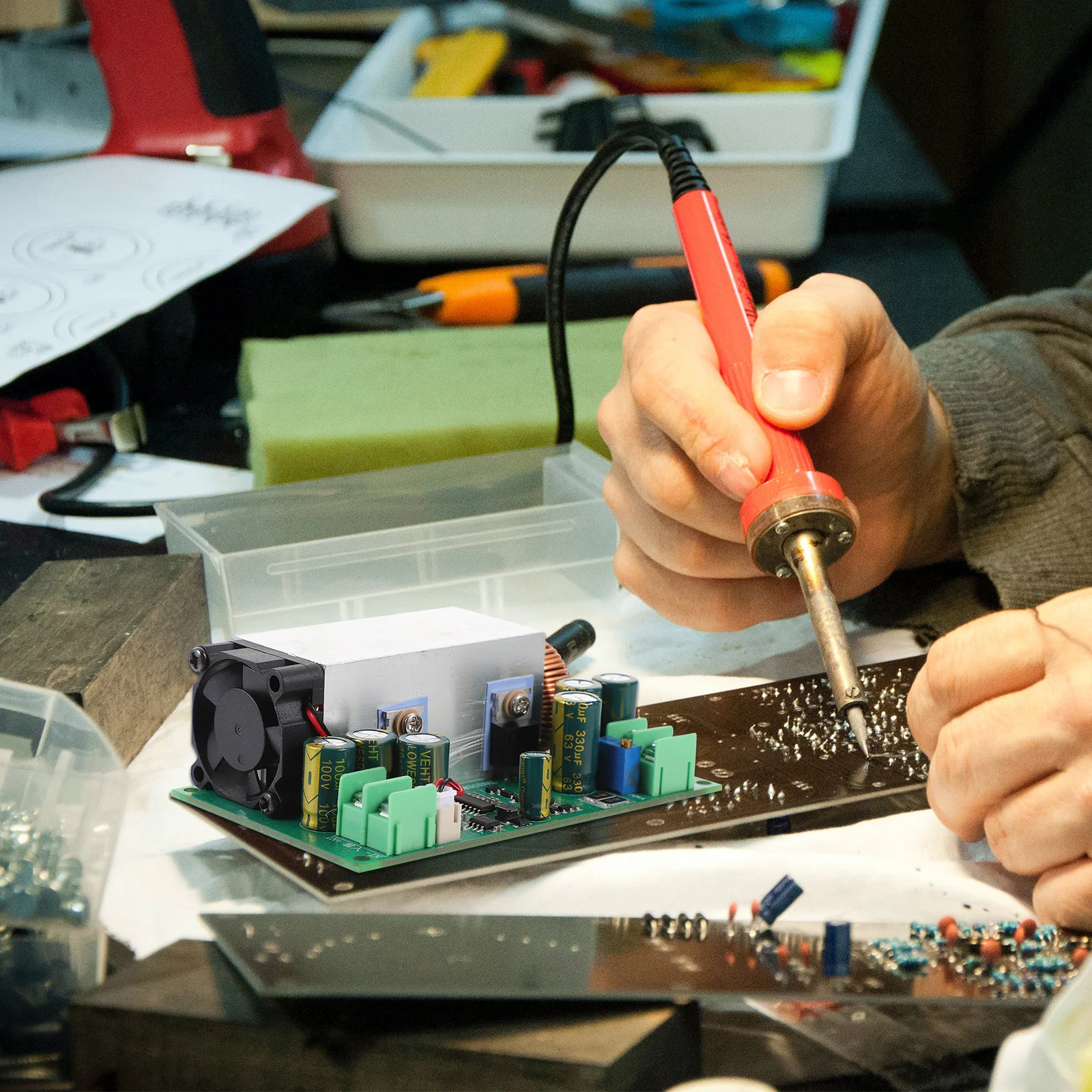 

Профессиональный преобразователь, высокоэффективный регулируемый стабильный модуль регулятора напряжения постоянного тока, понижающий преобразователь для питания камеры