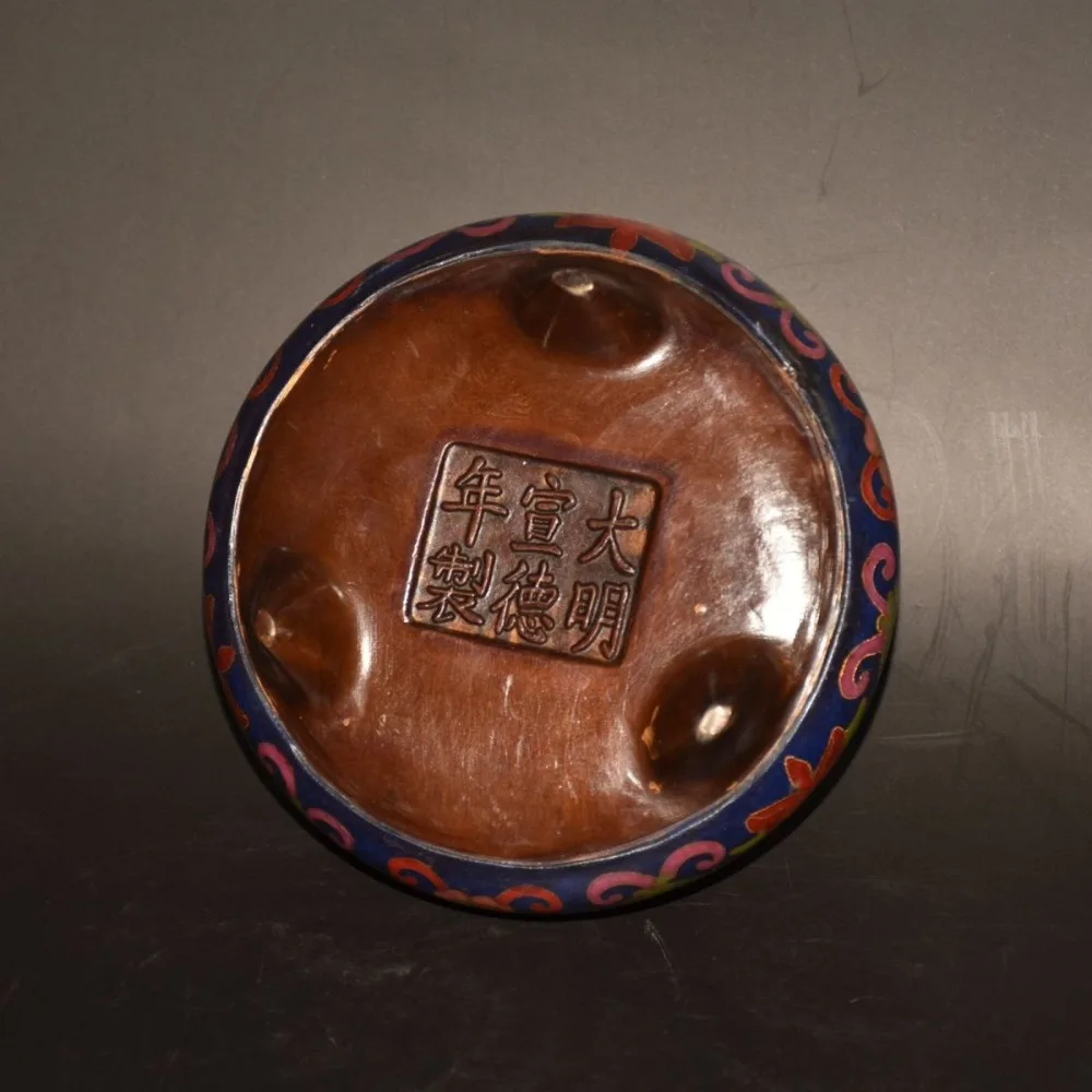This Cloisonné Inlaid Ingot-shaped Eared Incense Burner Is A Fine Collectible Piece, Featuring Exquisite Craftsmanship.