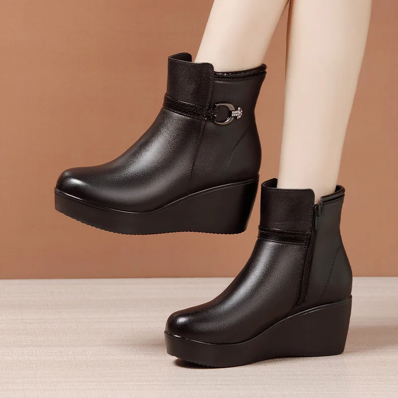 High quality short ankle leather cowhide boots for women 6cm mid heel platform 2024 autumn winter 32 33 43 elegant shoe black