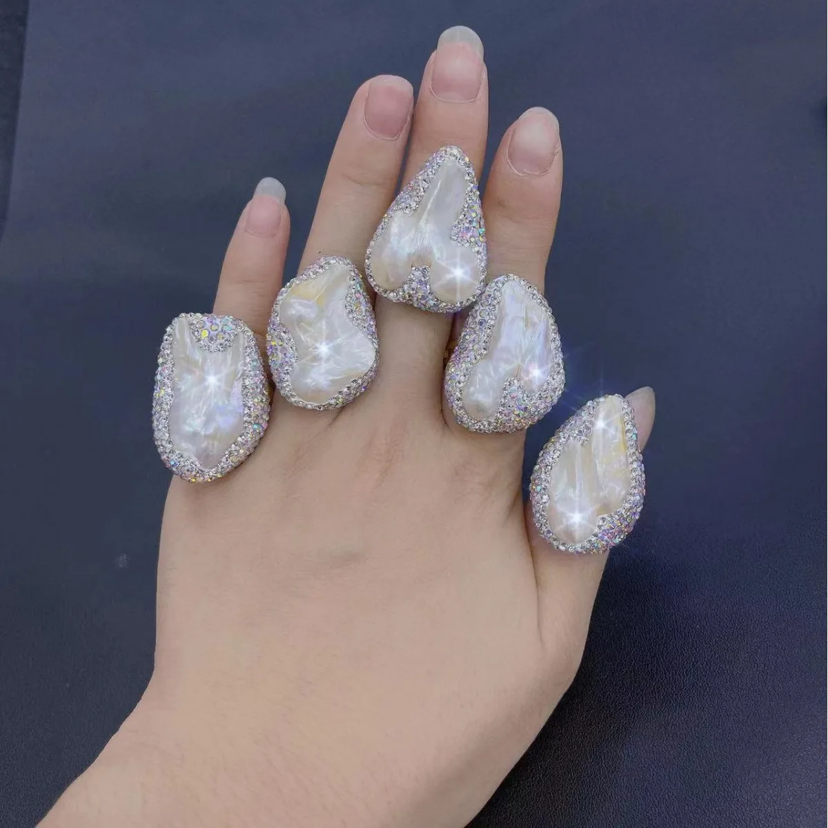

European and American new baroque natural freshwater pearl ethnic retro crystal high-end color retention ring jewelry ring