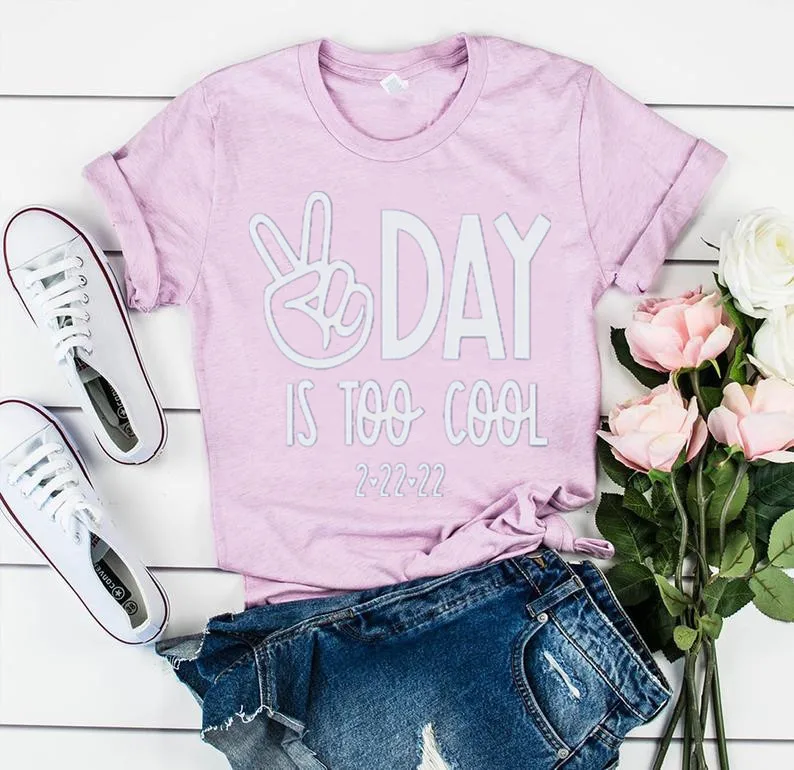 Happy Twosday Shirt, Tuesday February 22nd 2022 Funny Twosday 22222 Numbers Tuesday 2-22-22 Twos-day Happy Cool Day 100% cotton