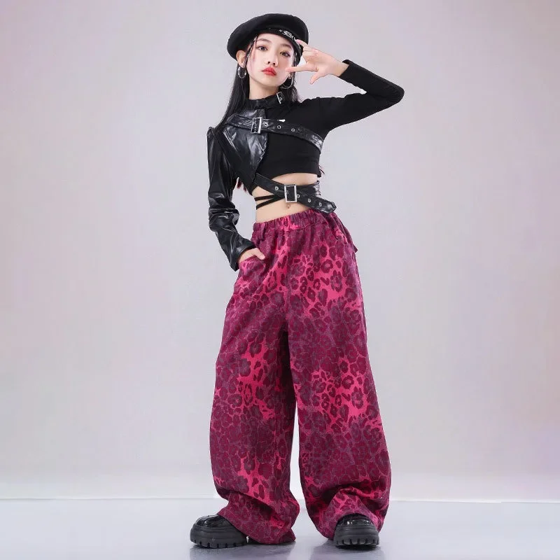 Kostum panggung dansa Jazz perempuan, kostum latihan Hip-hop, celana panjang longgar cetakan macan tutul merah muda Musim Semi dan Musim Gugur usia 7-15 tahun