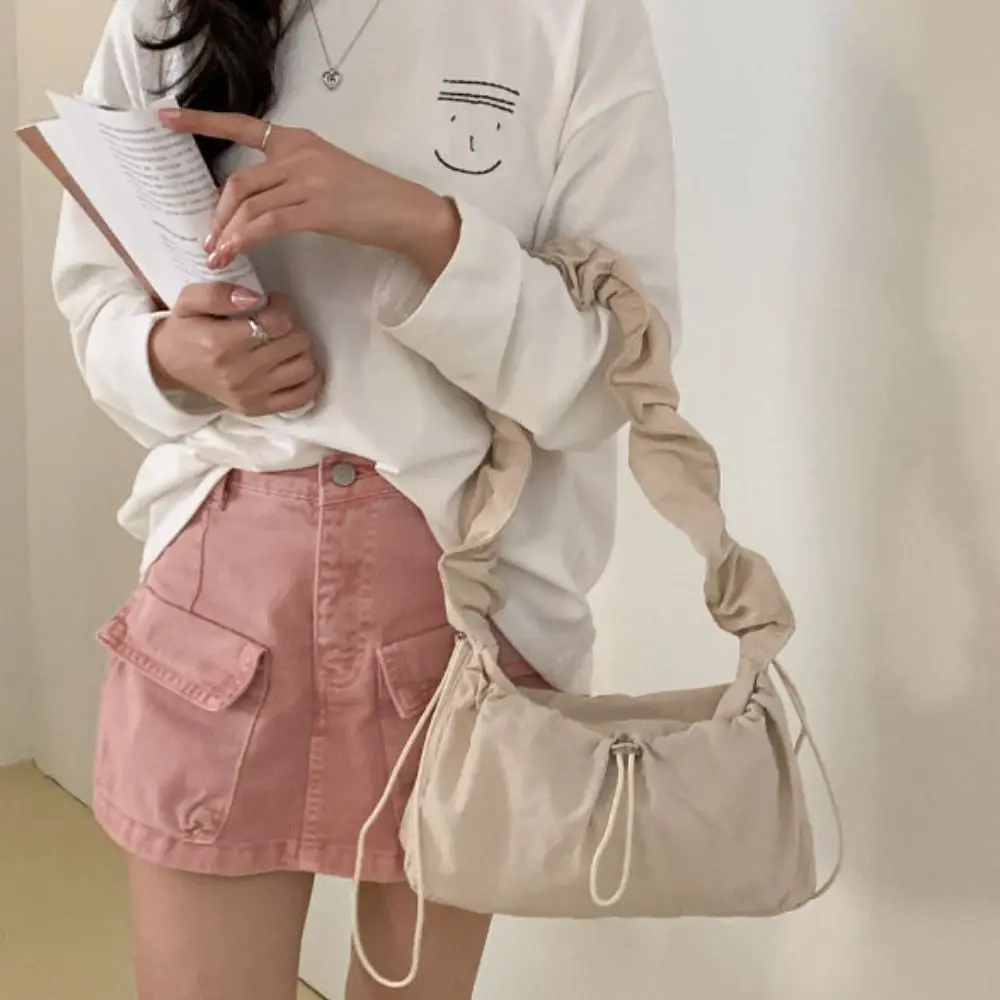 Simple Drawstring Pleated Shoulder Bag Y2K Korean Style Cloud Crossbody Bag Balletcore Large Capacity Nylon Underarm Bag Lady