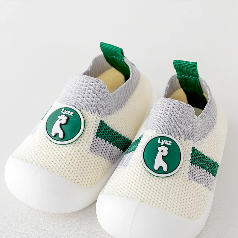 2024 الربيع الصيف الطفل الأولى ووكر تنفس شبكة عدم الانزلاق حذاء طفل صغير الفتيات الفتيان 0-3T الانزلاق على خفيفة الوزن أحذية رياضية كاجوال