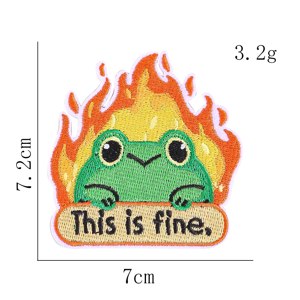Lustige „This is Fine“ Meme-Aufnäher, sarkastische Feuer-Tier-Stickerei zum Aufbügeln für DIY-Kleidung, Jeans, Rucksäcke, Dekoration – Detail 5