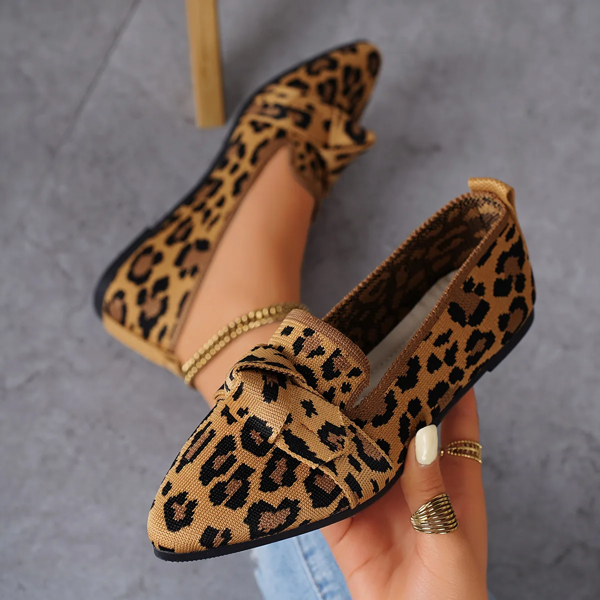 

Women's Leopard Print Bow Shoes Pointed Toe Large Size Flats Female Casual Breathable Comfortable Non-slip Slip on Loafers